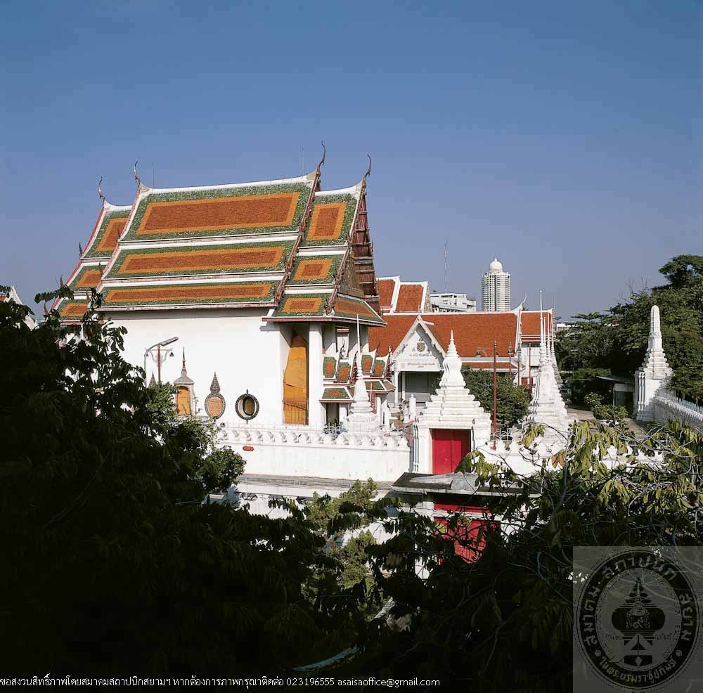 พระอุโบสถ วัดทองนพคุณ