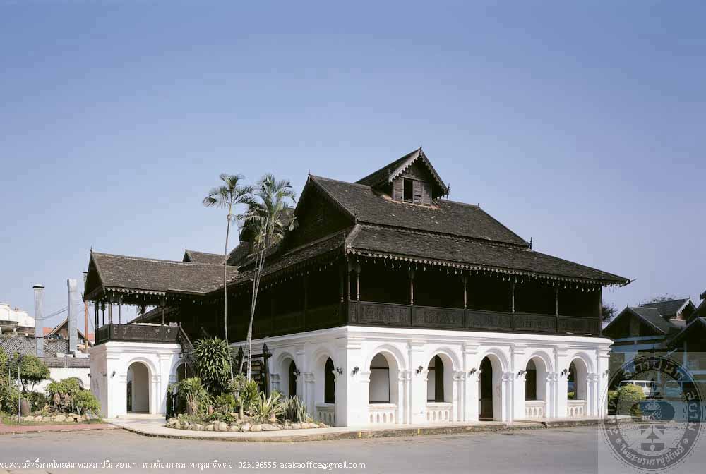 เรือนล้านนาขันโตก