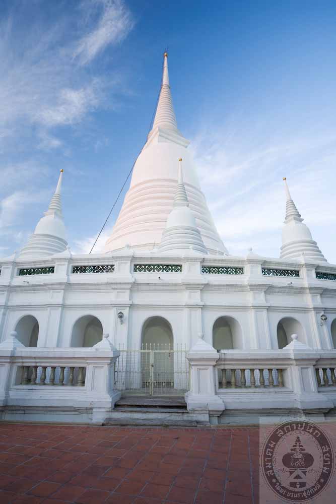 พระบรมธาตุเจดีย์วัดประยุรวงศาวาสวรวิหาร