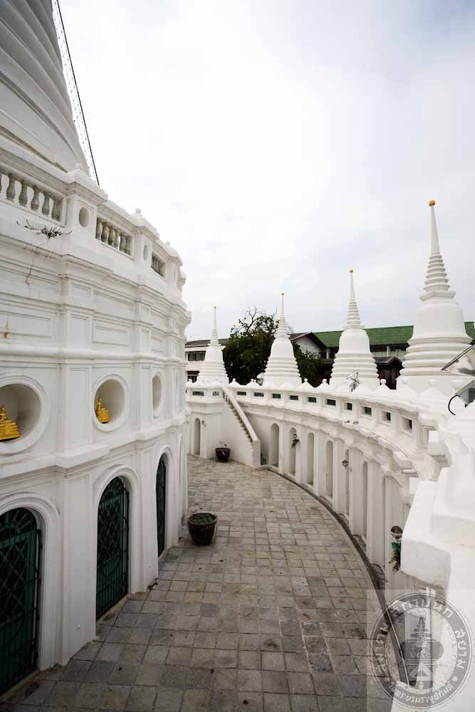 พระบรมธาตุเจดีย์วัดประยุรวงศาวาสวรวิหาร