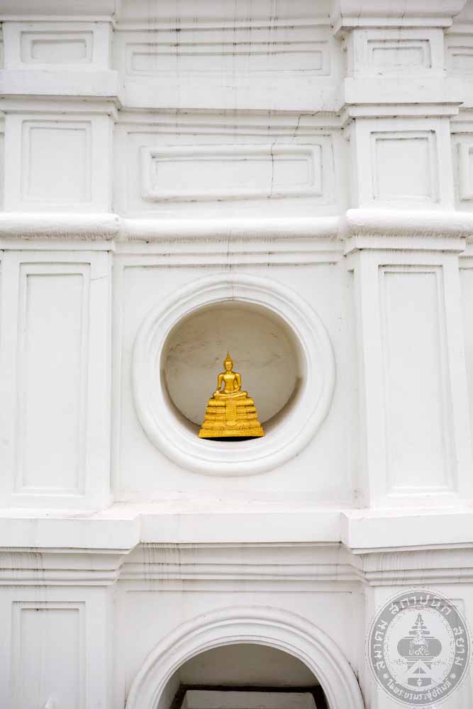 พระบรมธาตุเจดีย์วัดประยุรวงศาวาสวรวิหาร
